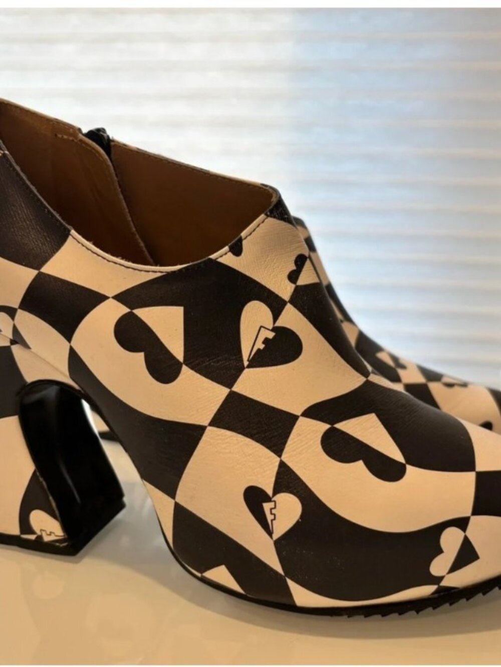Fluevog Black and White Heart Patterned Women's Shoes size 9